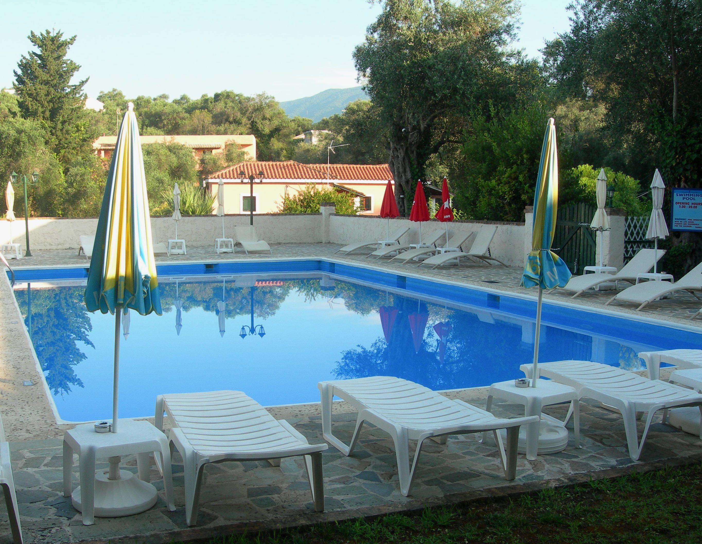 Villa Karmar Hotel Apartments 다시아 외부 사진