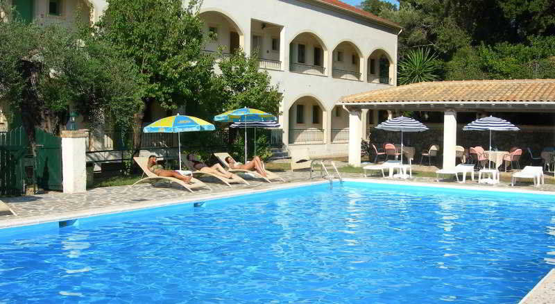 Villa Karmar Hotel Apartments 다시아 외부 사진