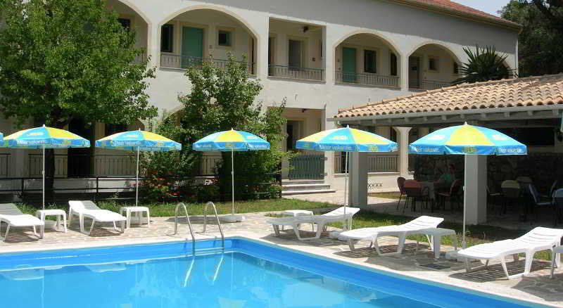 Villa Karmar Hotel Apartments 다시아 외부 사진